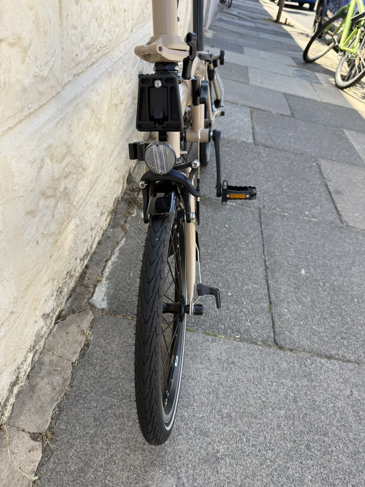 Brompton C Line Explore 2024 Folding Bike 6-Speed, Mid-Bar (Colour: Dune Sand)