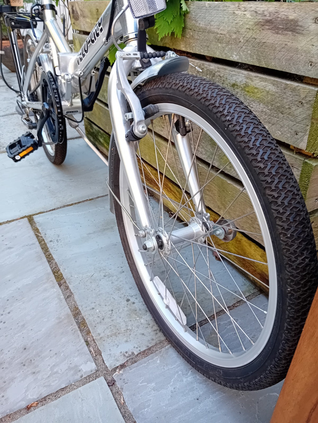 Velocity Fold-up Bike with Shimano Revo-shift 6 Speed Gears