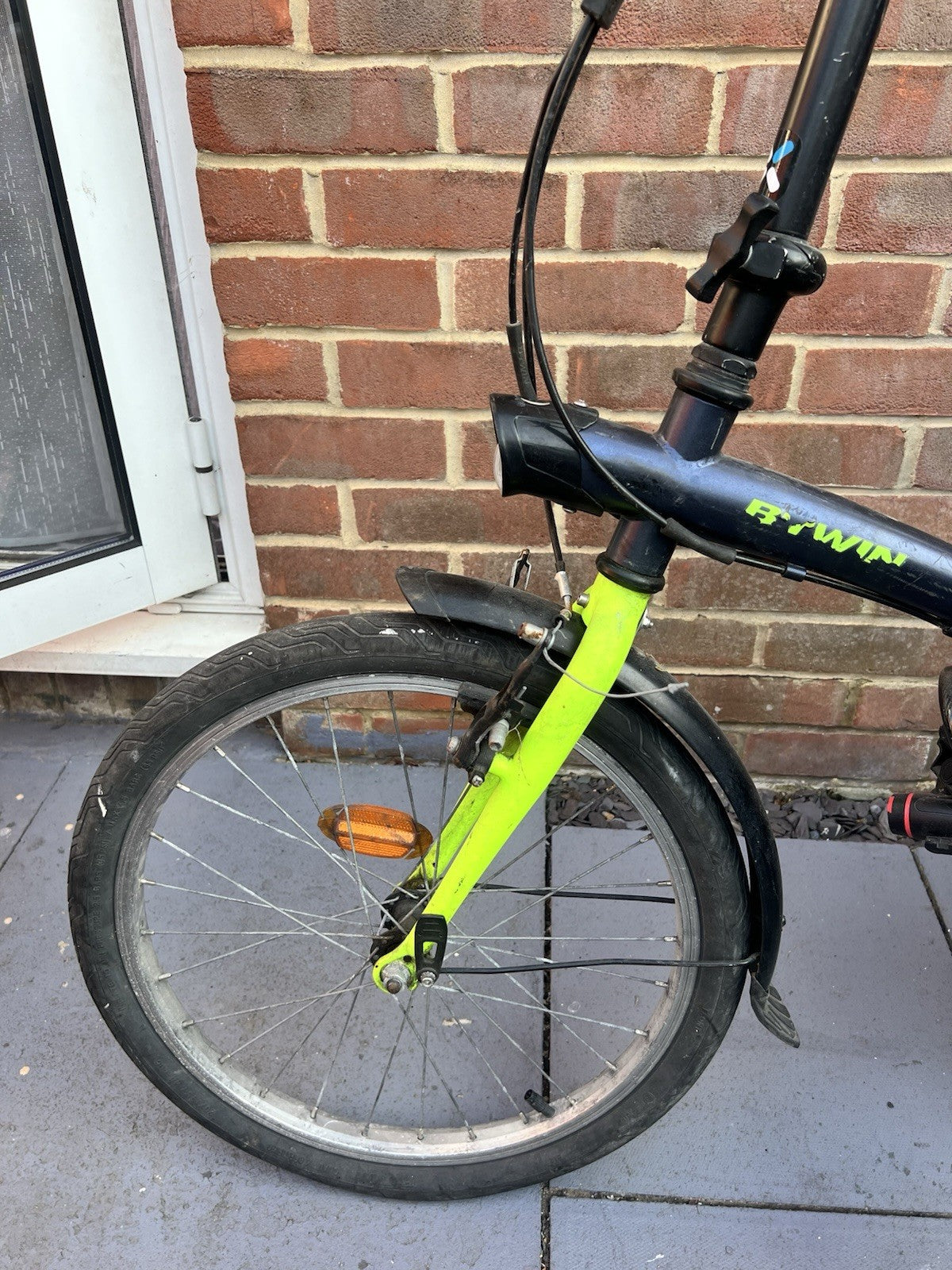 B’TWIN 20in Folding Bike Black/Green Mudguards V-Brakes 20" Frame Unisex