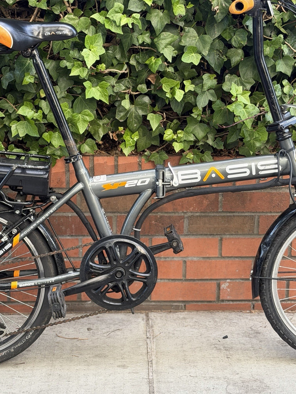 Basis SP20 Folding Bike 20" Wheels Shimano Gears Rear Rack Mudguards Grey