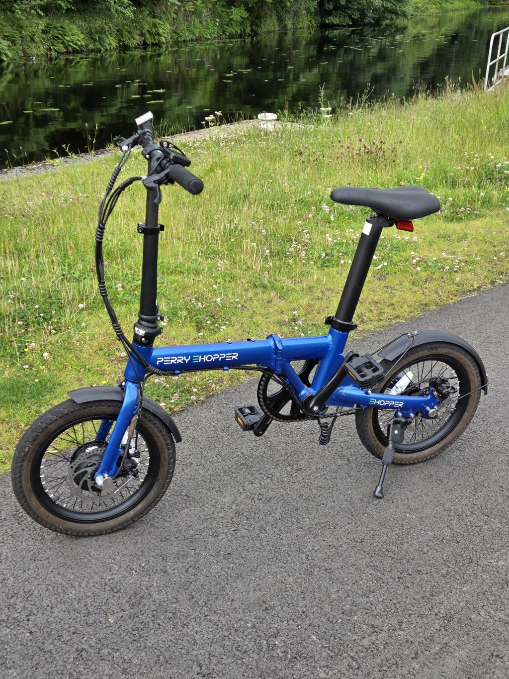 Perry Hopper Folding Bike 14in Blue/Black, Mechanical Disc Brakes, Kickstand