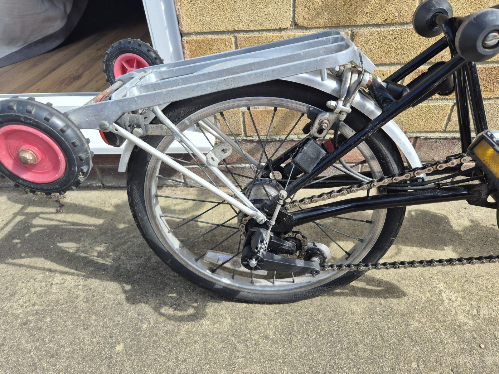 Brompton Folding Bike 16in 5-Speed Black/Silver Adjustable Seat Bell