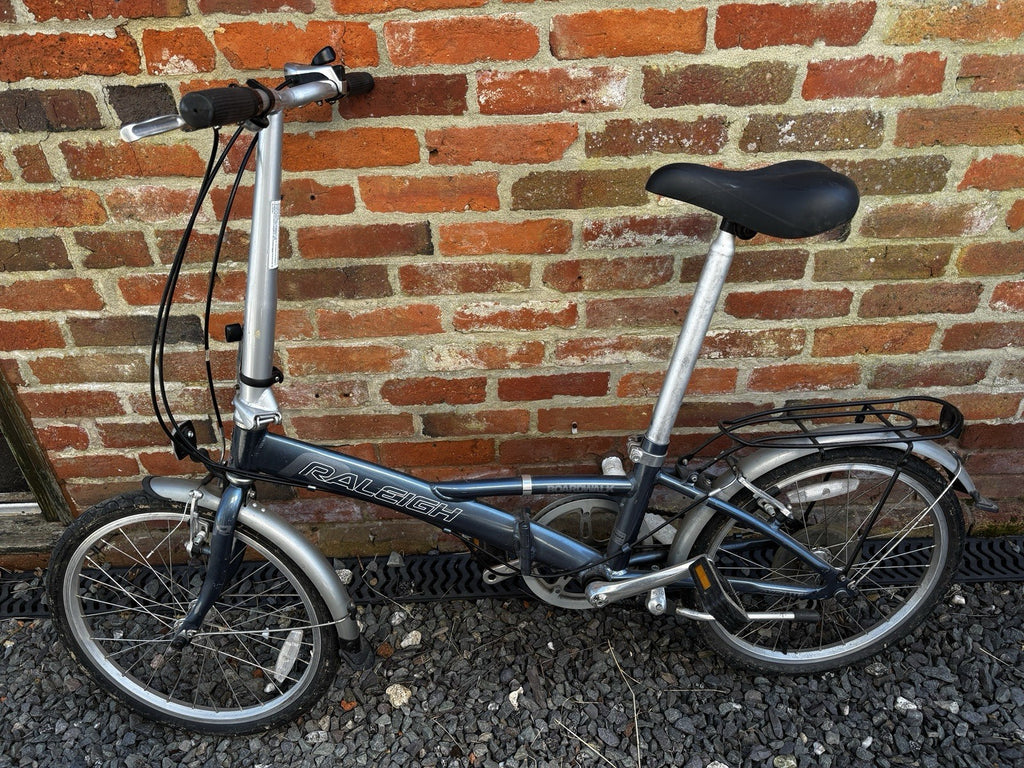 Raleigh Boardwalk Lite Folding Bike 20” Wheel 6-Speed Alloy Frame Rack & Bell