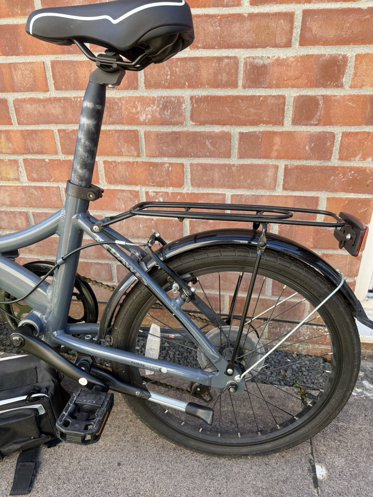 Dawes Jack 20in Folding Bike 6 Speed Grey/Black Rear Rack Mudguards