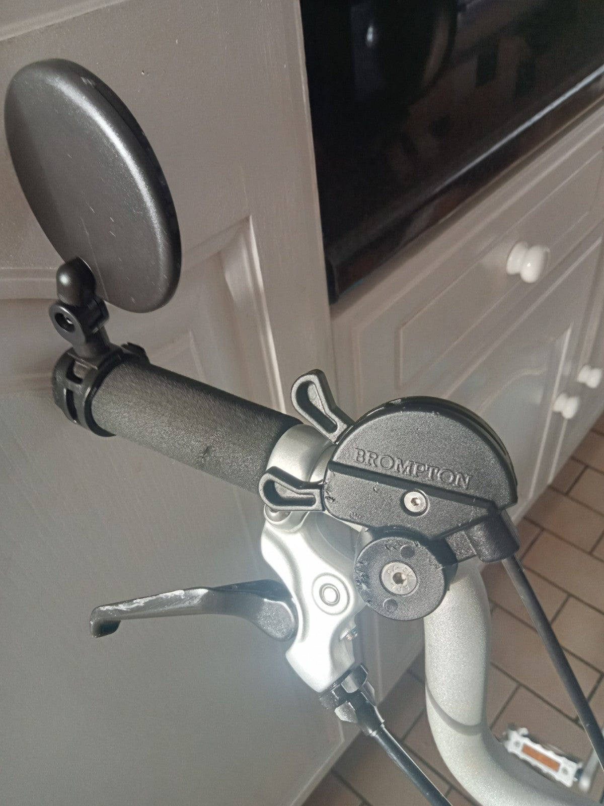 BROMPTON M3L  3 SPEED FOLDING CYCLE HARDLY USED LAGOON BLUE. NEAR MINT CONDITION