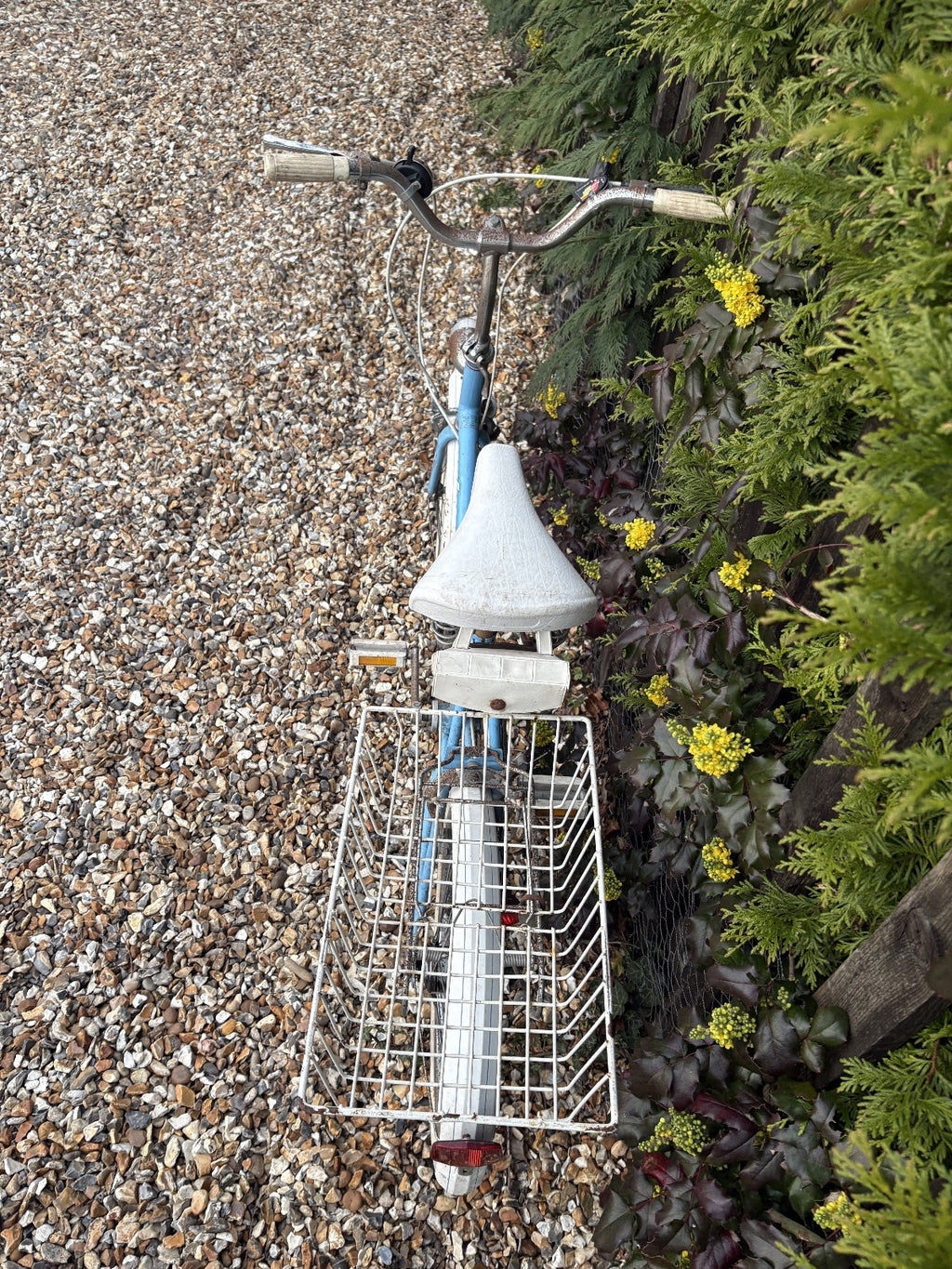 UNIVERSAL UNI SPORT SHOPPER BICYCLE BIKE - 3 SPEED SA HUB - SKY BLUE
