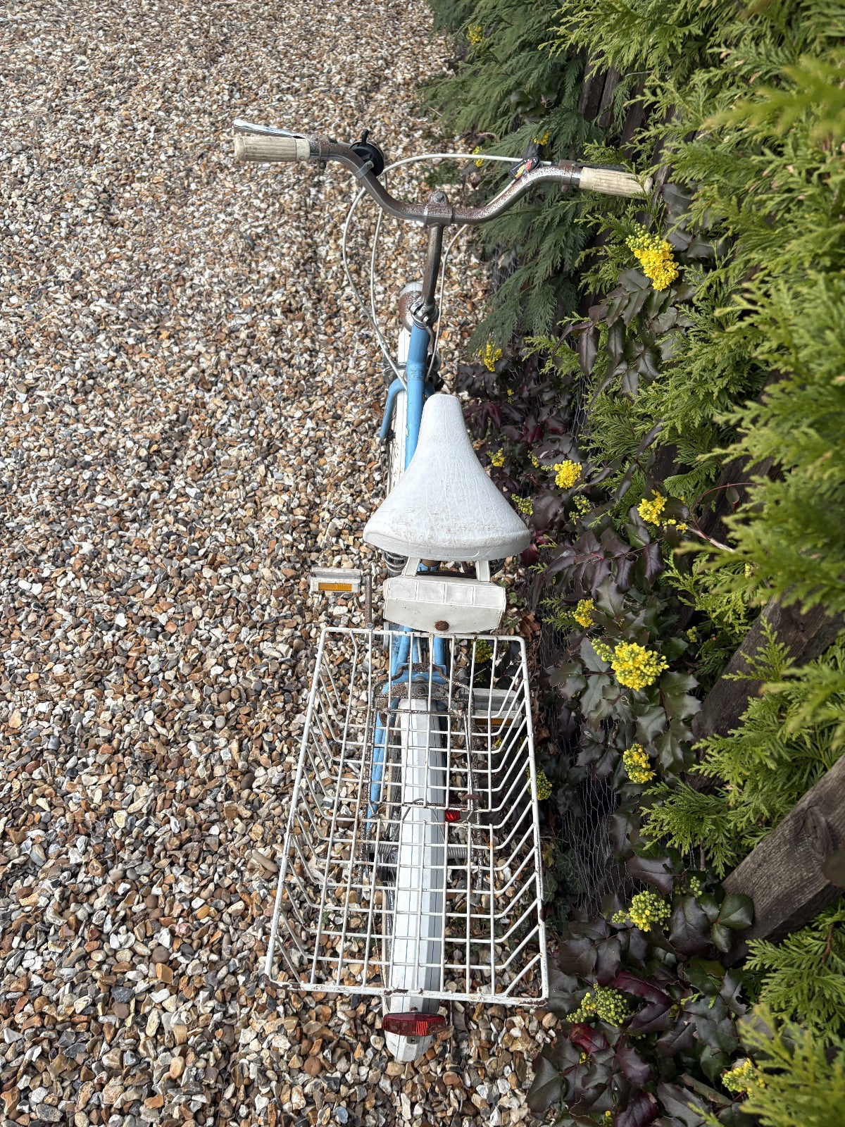 UNIVERSAL UNI SPORT SHOPPER BICYCLE BIKE - 3 SPEED SA HUB - SKY BLUE