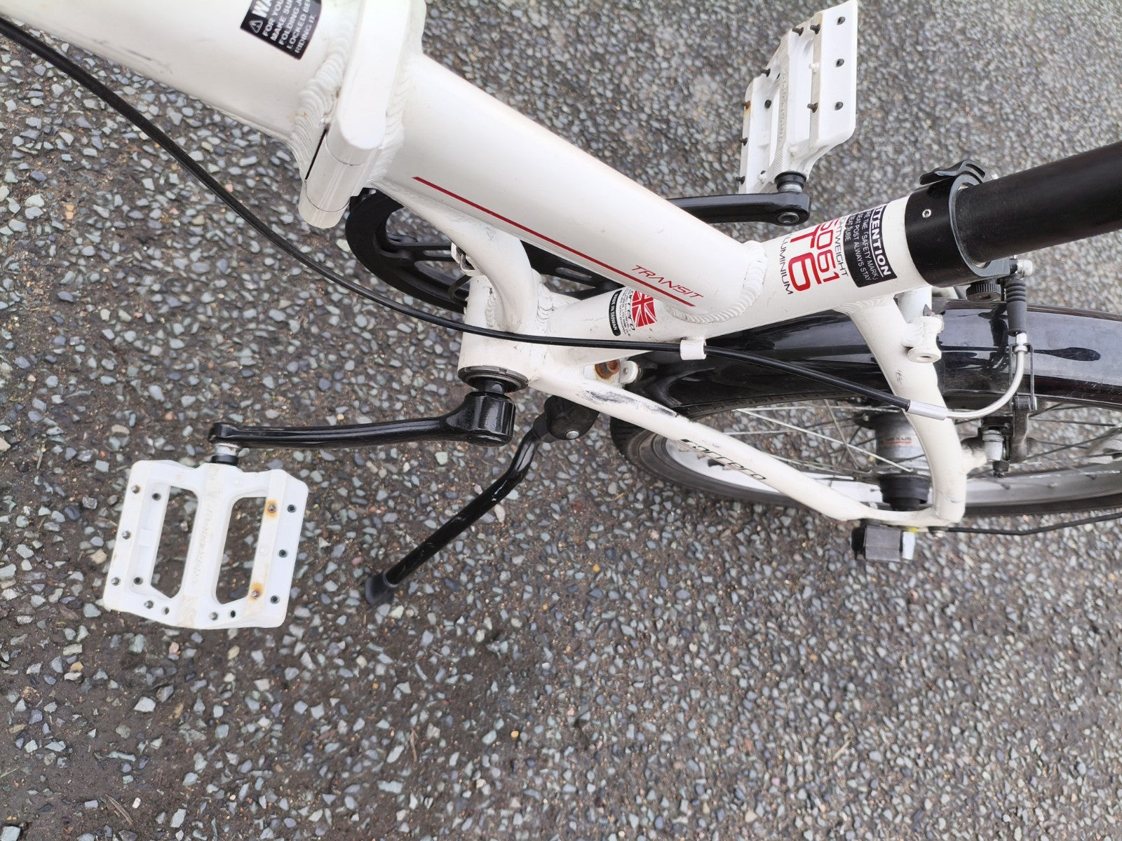 Carrera Transit Lightweight Folding Bike  Aluminium White