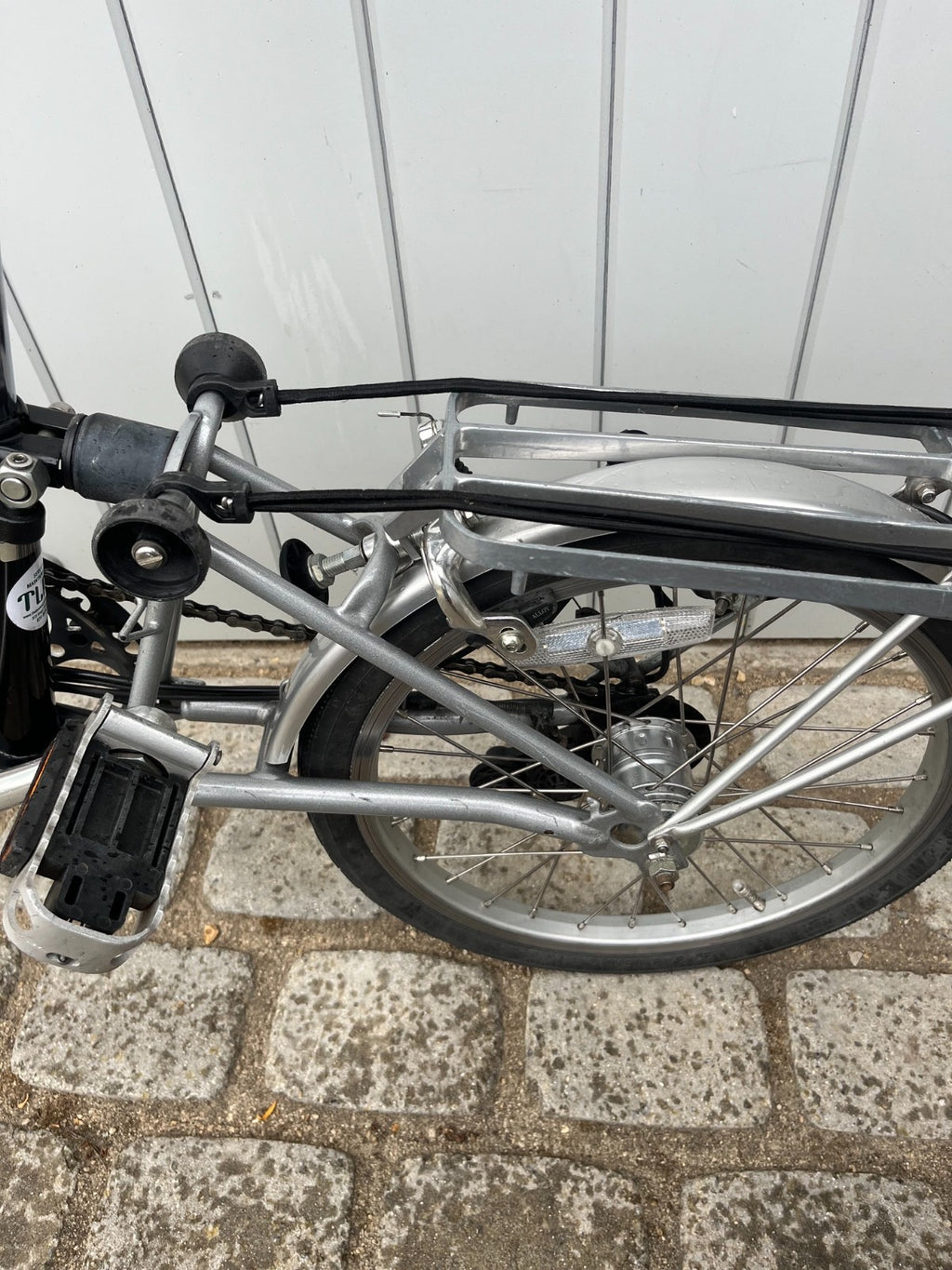 BROMPTON M6R-Plus - Black 6-gear Folding Bike with rear rack