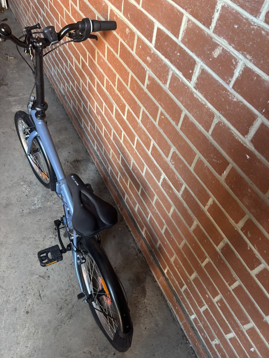 Folding Bike Oxylane Tilt 120 | Compact Commuter Bicycle | London