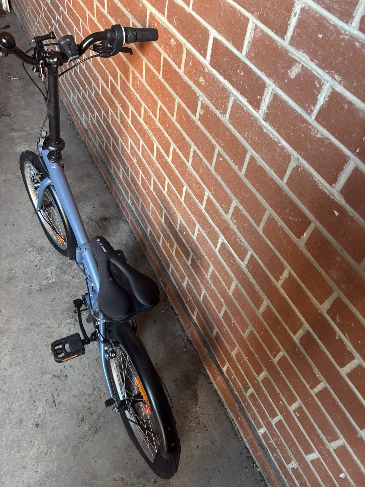 Folding Bike Oxylane Tilt 120 | Compact Commuter Bicycle | London