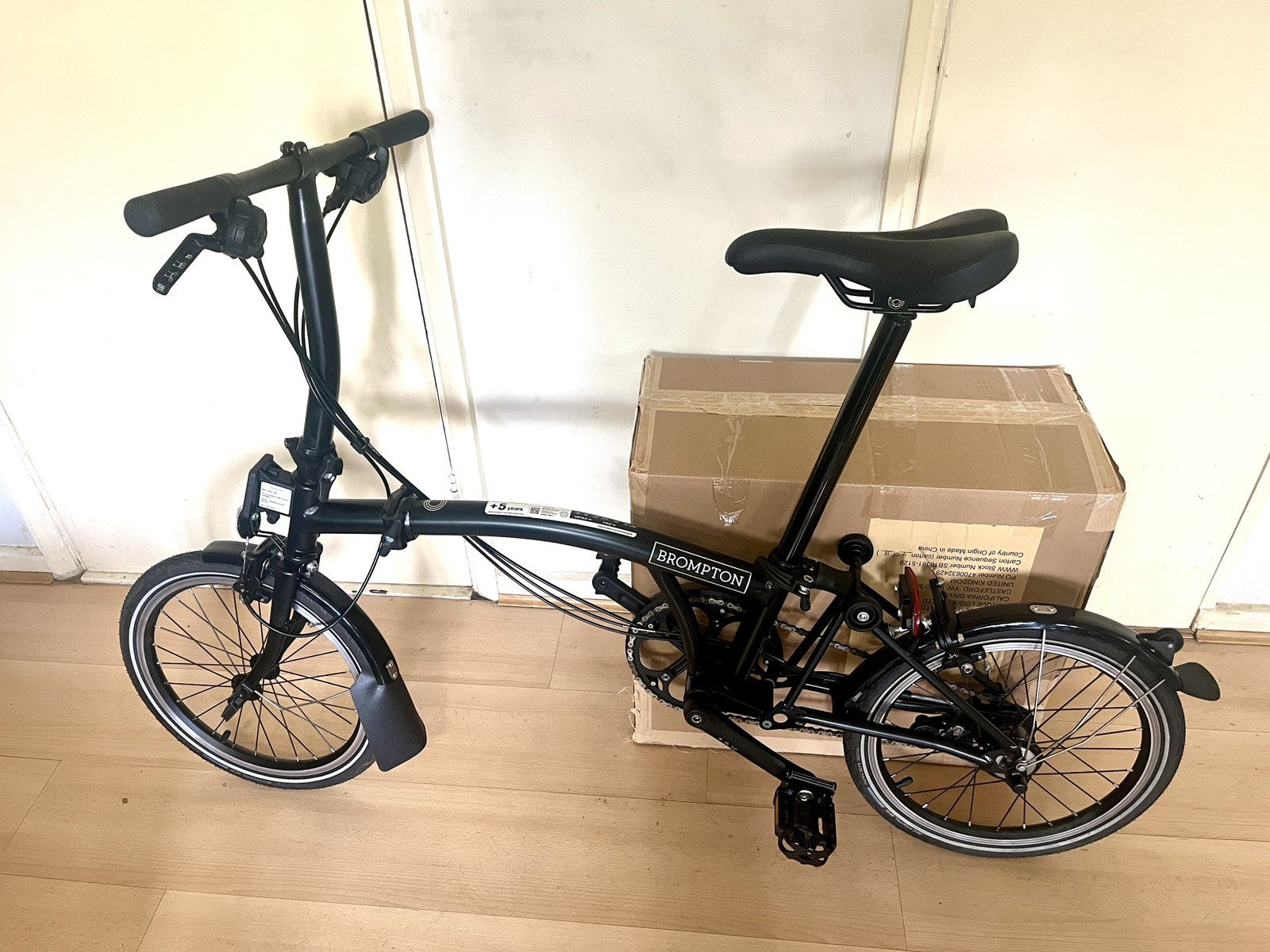 Brompton C Line Explore, 6-Speed, Black, Black Ed, Low Handlebar 2025