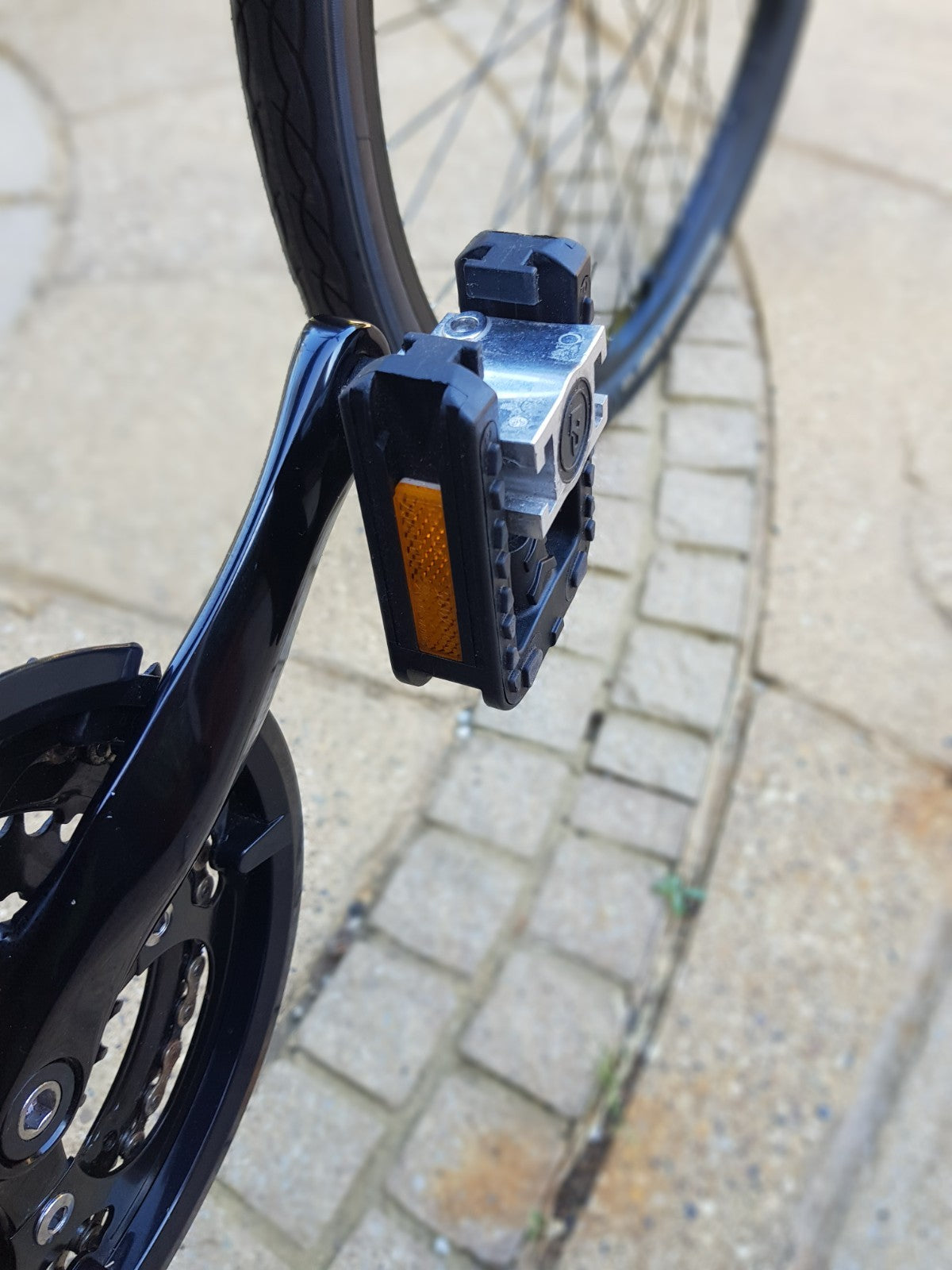 Dahon D24 Espresso Folding Mountain Bike