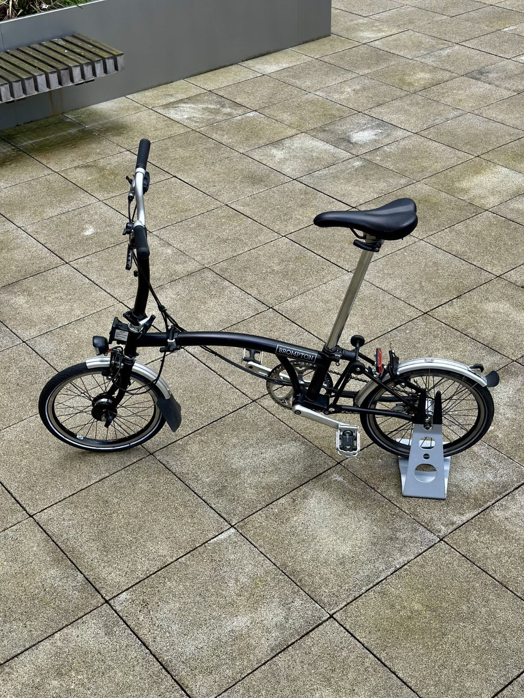 Brompton C Line M3L (3 Speed) Dynamo  2022 folding bicycle - Excellent condition