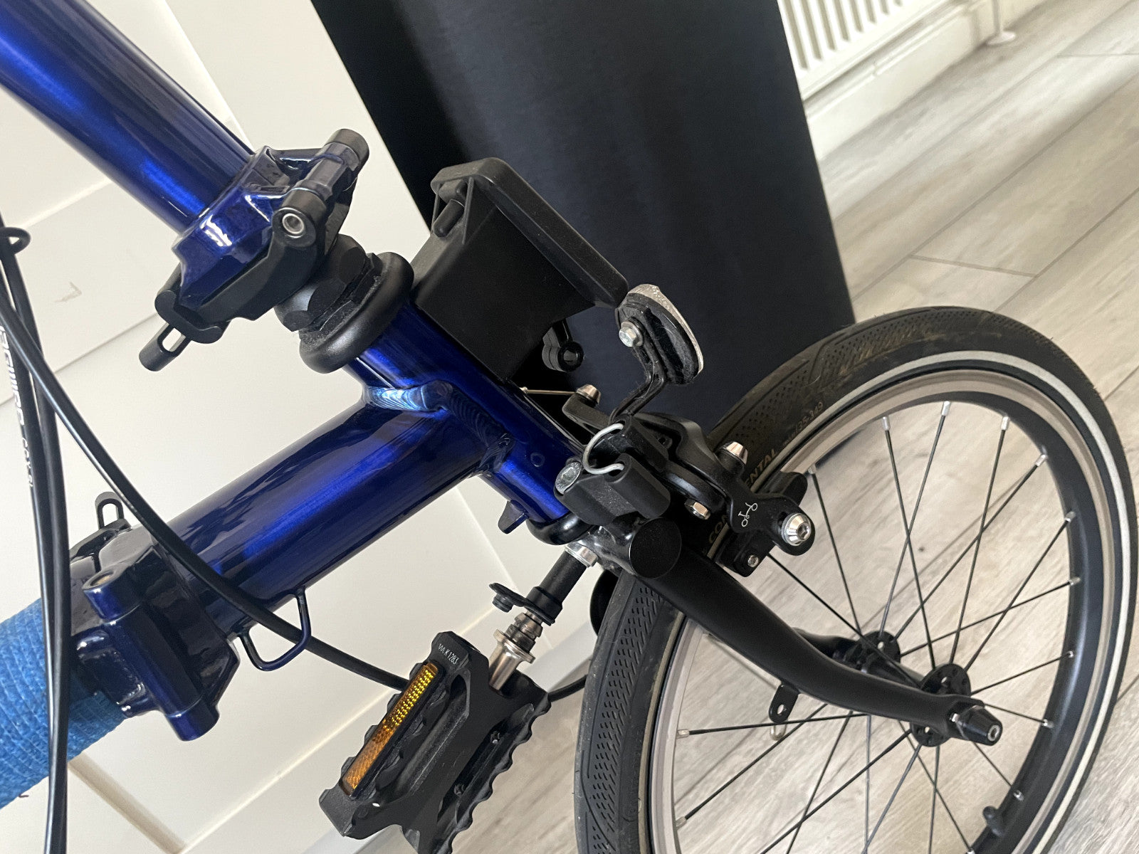 Brompton P-Line Urban - 4-Speed - Bolt Blue Lacquer