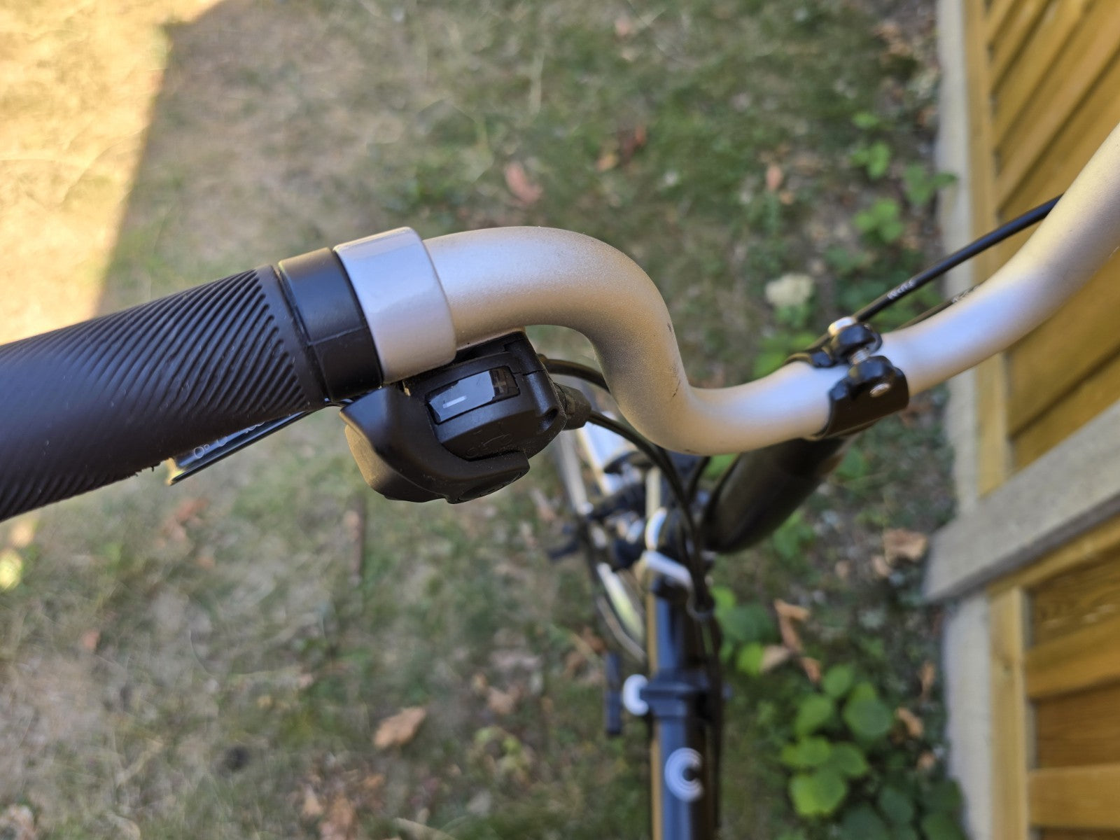 Brompton C Line, 2022, Mid Handlebar, 6-Speed Folding Bike, Black