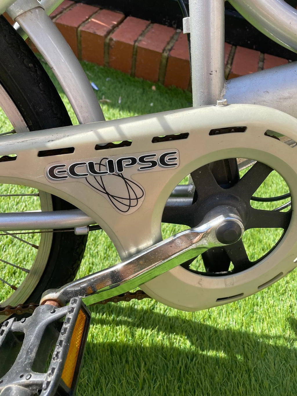 Raleigh Eclipse - 6 Speed Folding Bike