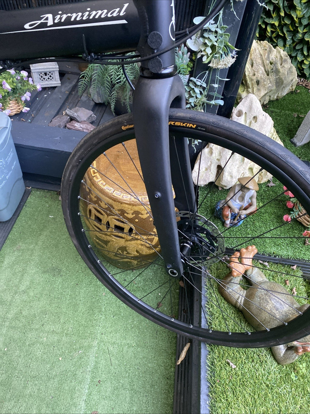 Airnimal Joey Folding Bike 18 Speed, 26 Inch Wheels Custom Frame, Cabin, Forks ￼