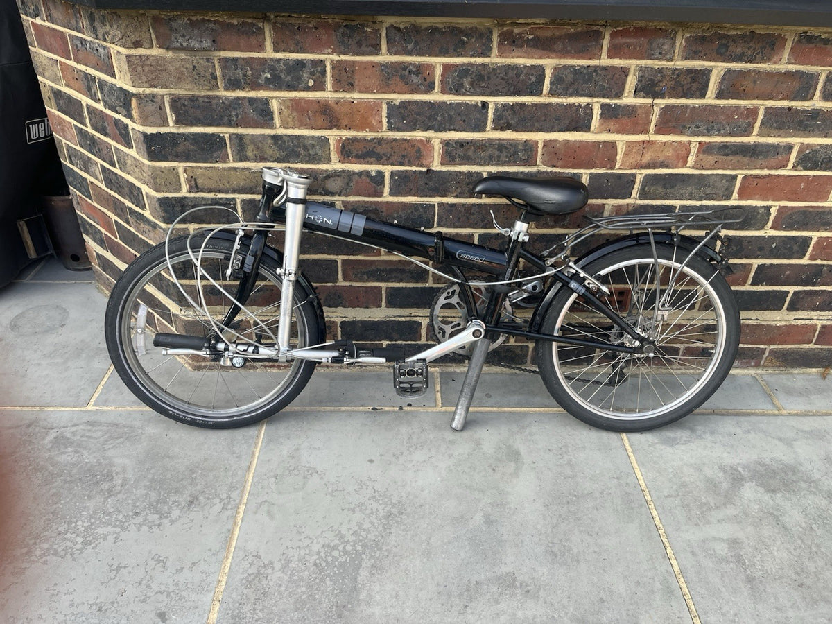 Dahon 20in Folding Bike 7-Speed Black/Silver V-Brakes Rack Mudguards