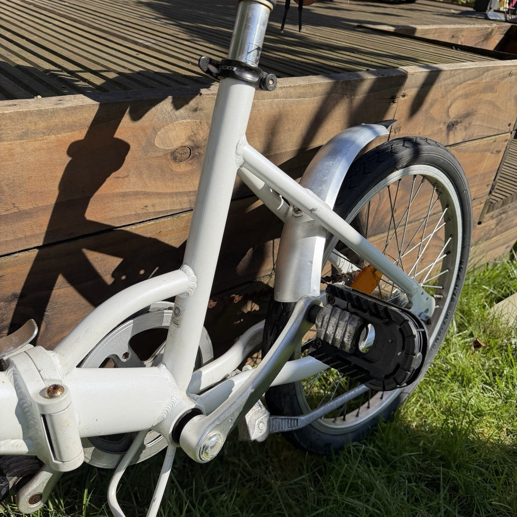FIAT 500 Foldable Bicycle & Carry Bag White