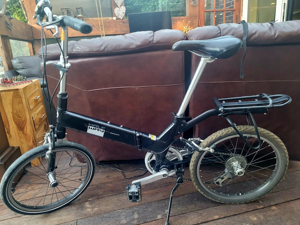 GIANT Halfway Folding Bike. 20'' wheels. 7 speed. VGC. RRP £600