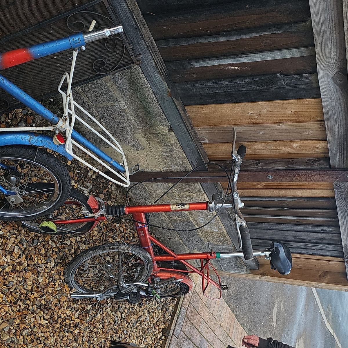 Moulton Standard Folding Bike 20in Blue/Red Rear Rack Mudguards Flat Bar