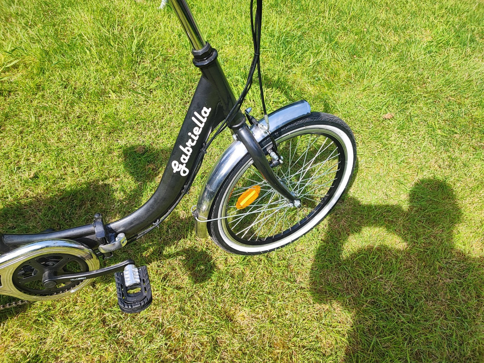 FOLDING BIKES HIS AND HERS both with Chargers and Keys