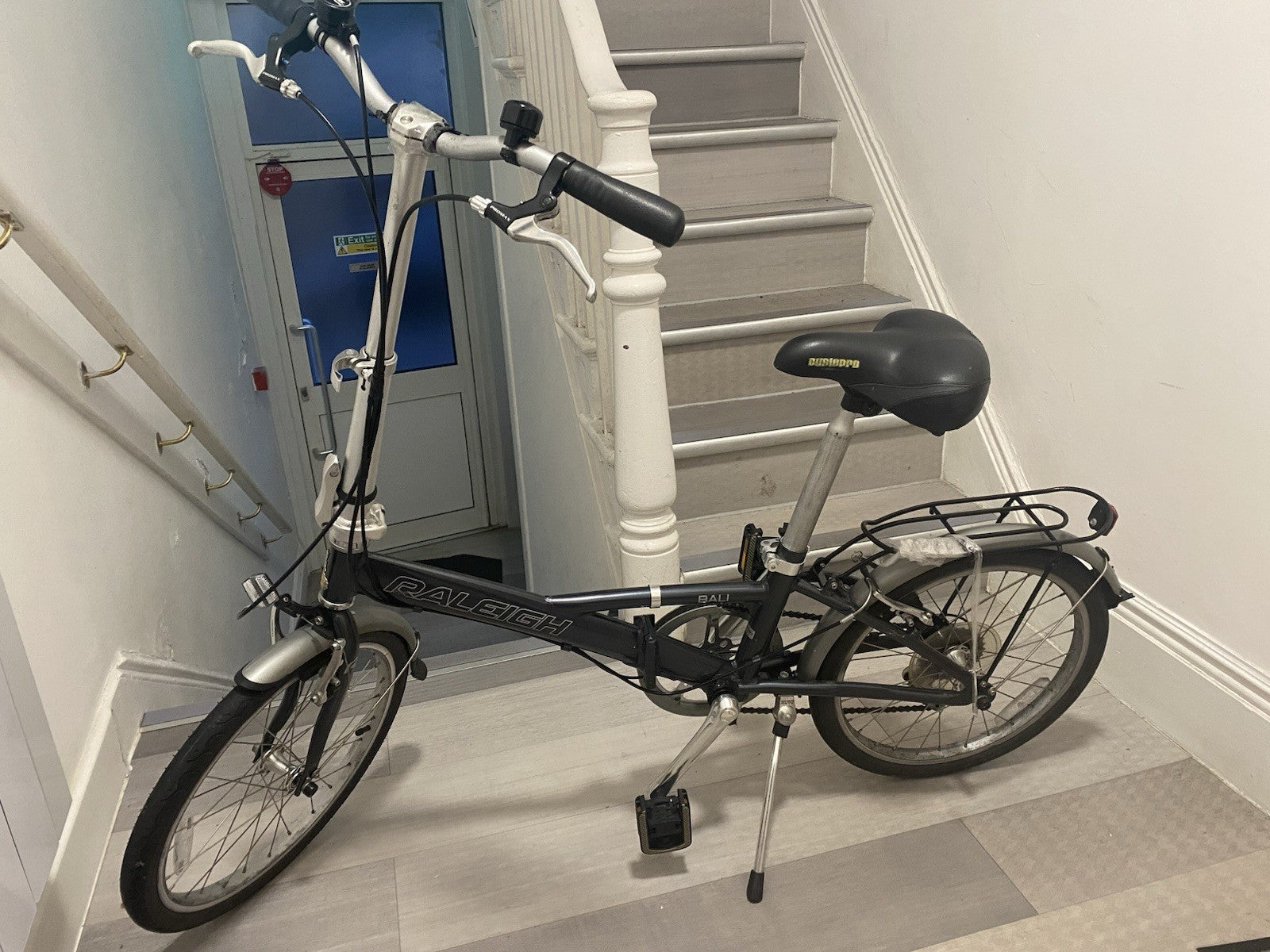 Raleigh Stow-A-Way Foldable Bike – Folding Mechanism Bolt Broken
