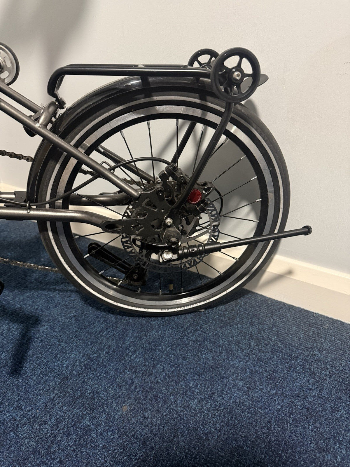 Cranston D9 Shimano Folding Bike (Excellent Condition)