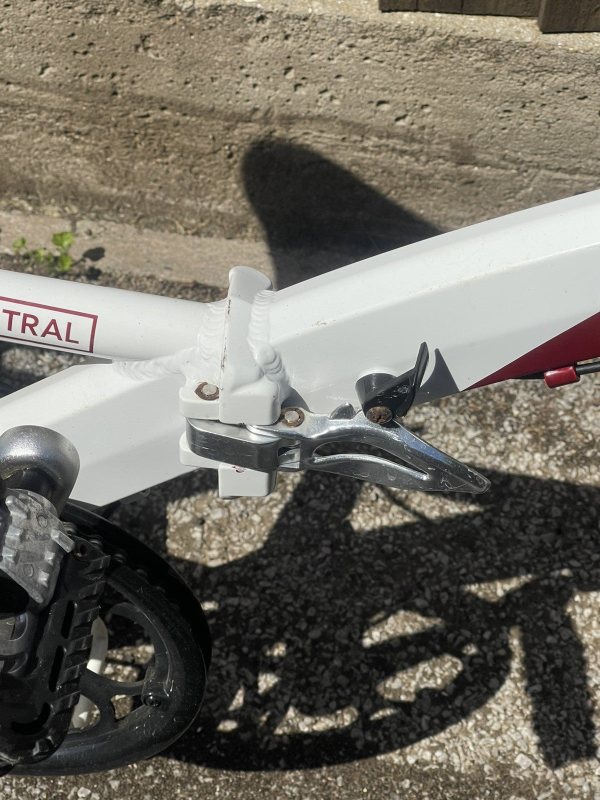 Compass 'Northern' Folding Bike - Blue/White