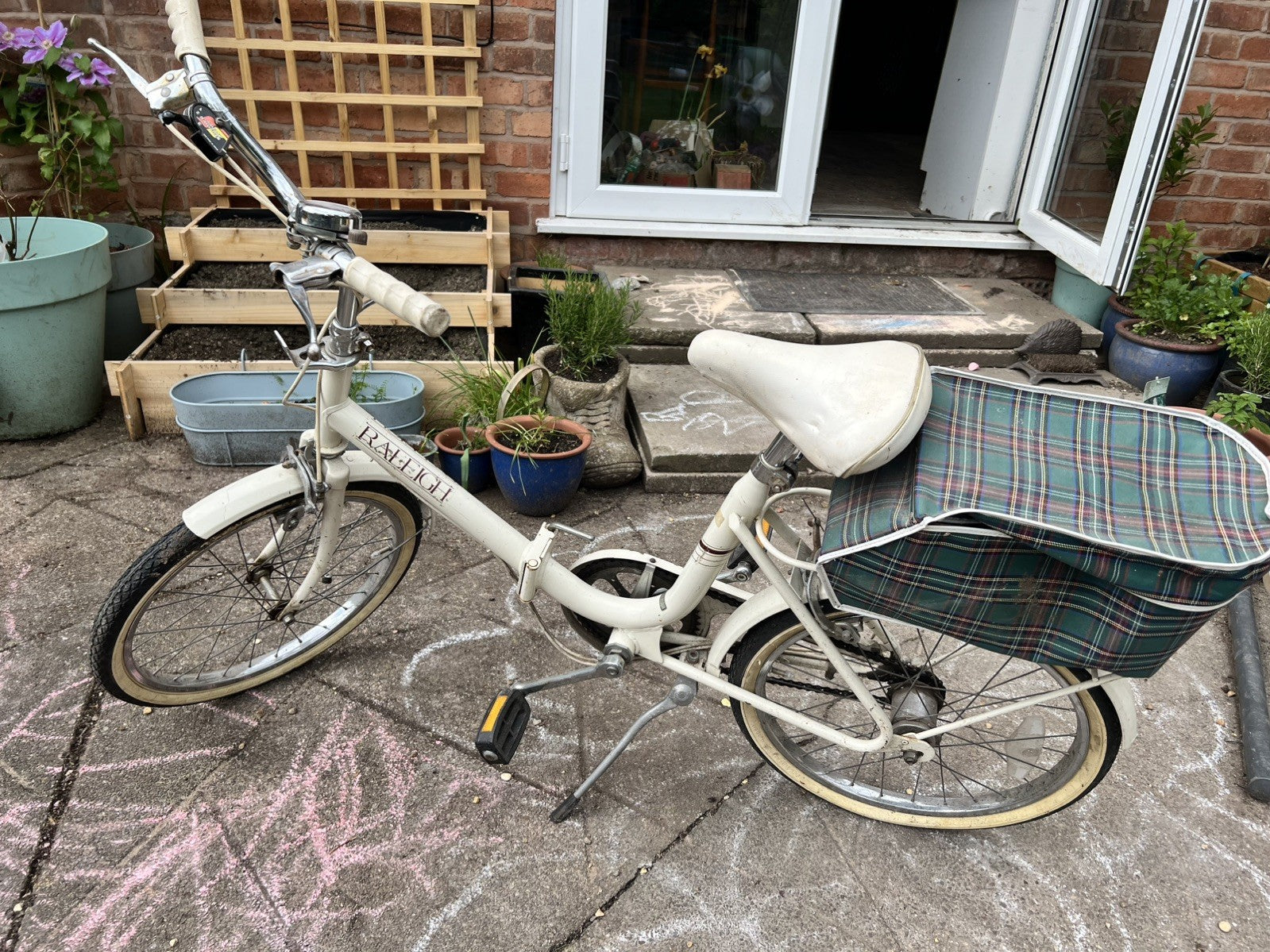 Raleigh Compact Folding Bike. 20" Wheels. Retro, Vintage.