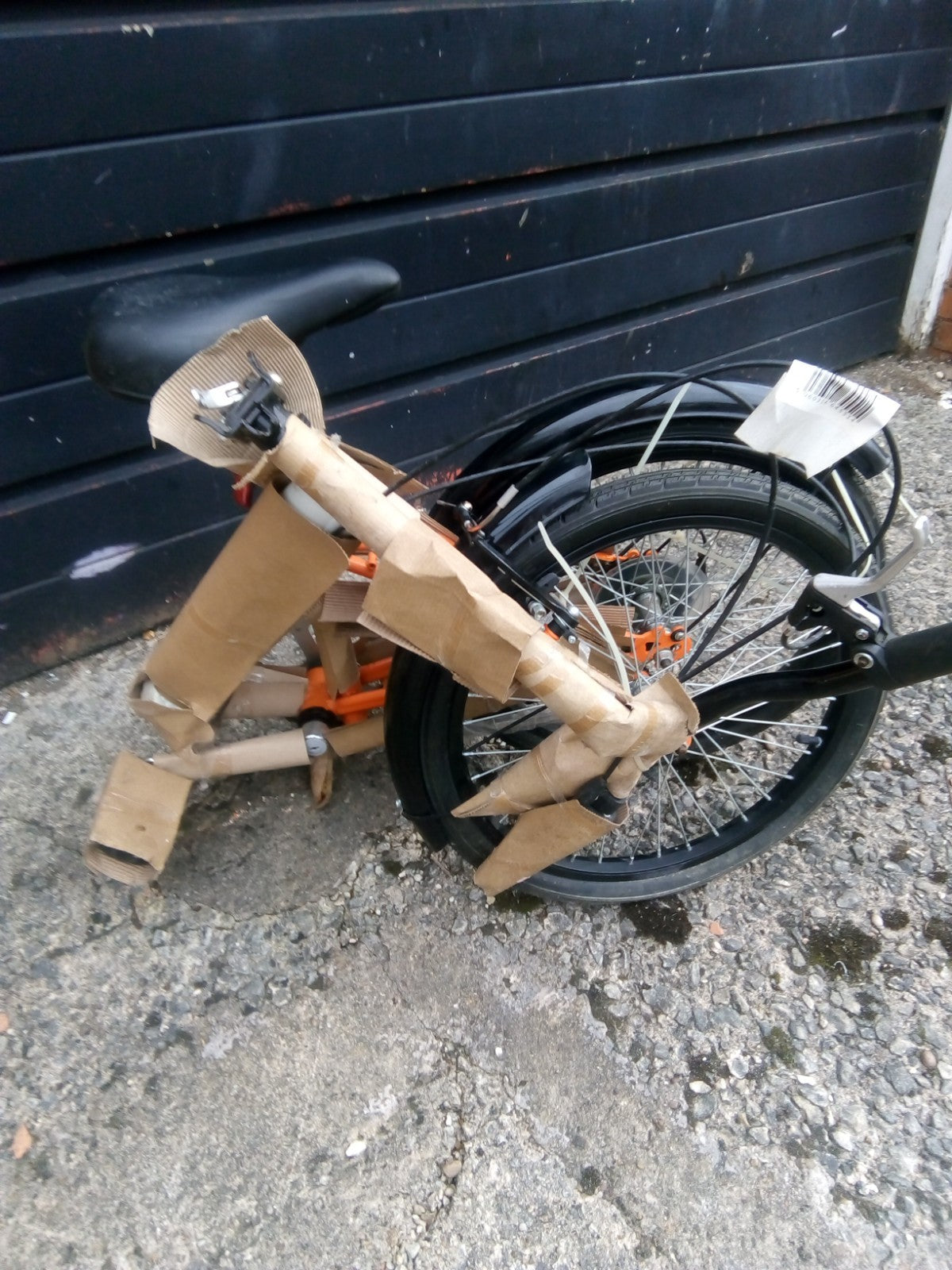 PAIR OF REFLEX SAFARI 20 "WHEEL FOLDING BIKES