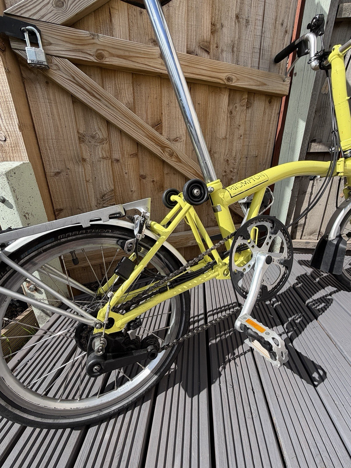 Brompton M6R Folding Bike - 6 Speeds - Yuzu Lime Rear Rack Carrier Block