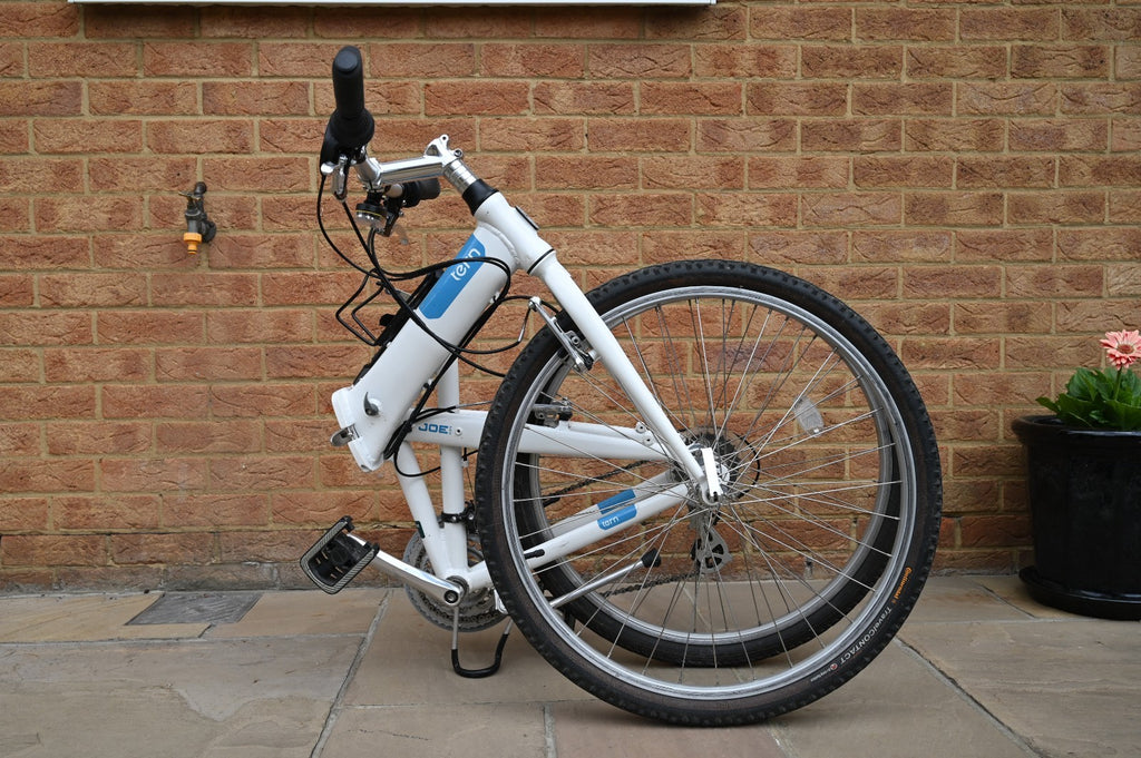 Tern Joe C21 folding bike. 26 inch wheel