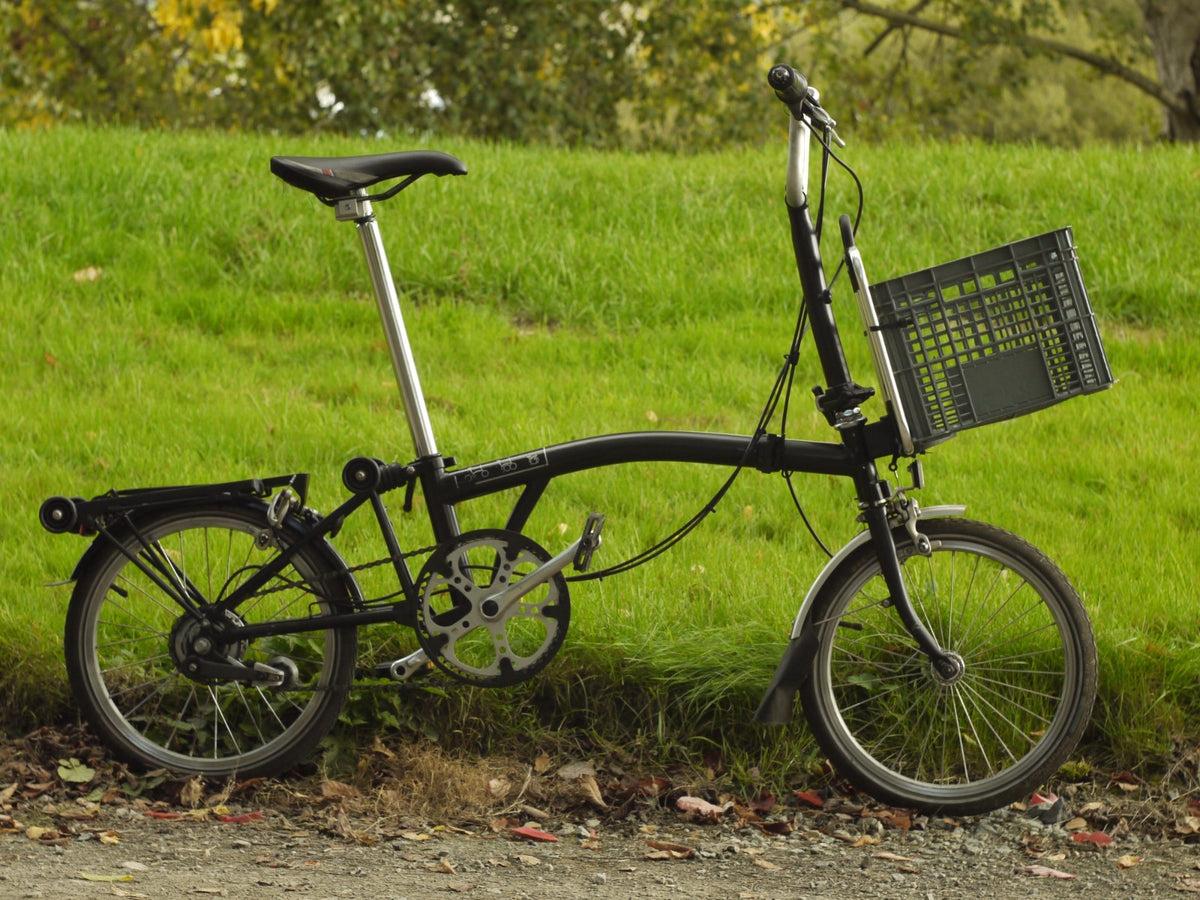 BROMPTON - A VERY RARE 16" WHEEL 8 SPEED BROMPTON