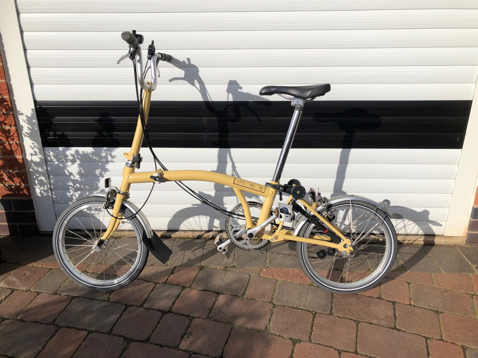 BROMPTON M6L FOLDING CYCLE  BEIGE