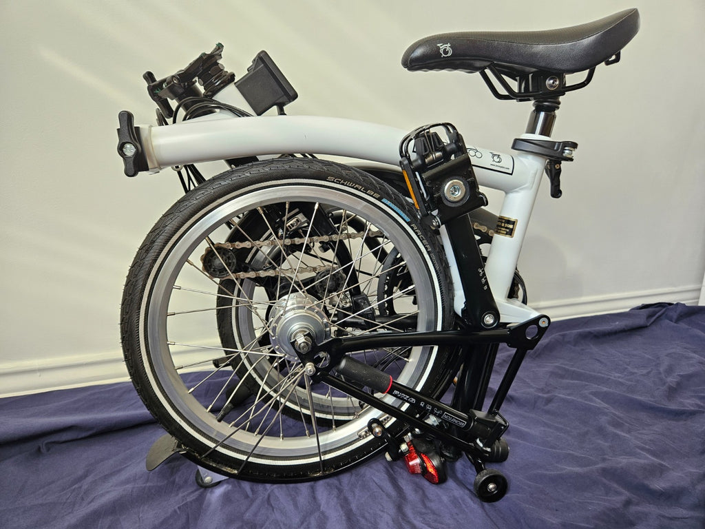 Brompton M6L - 6 Speed - C Line - Mid- White - VGC