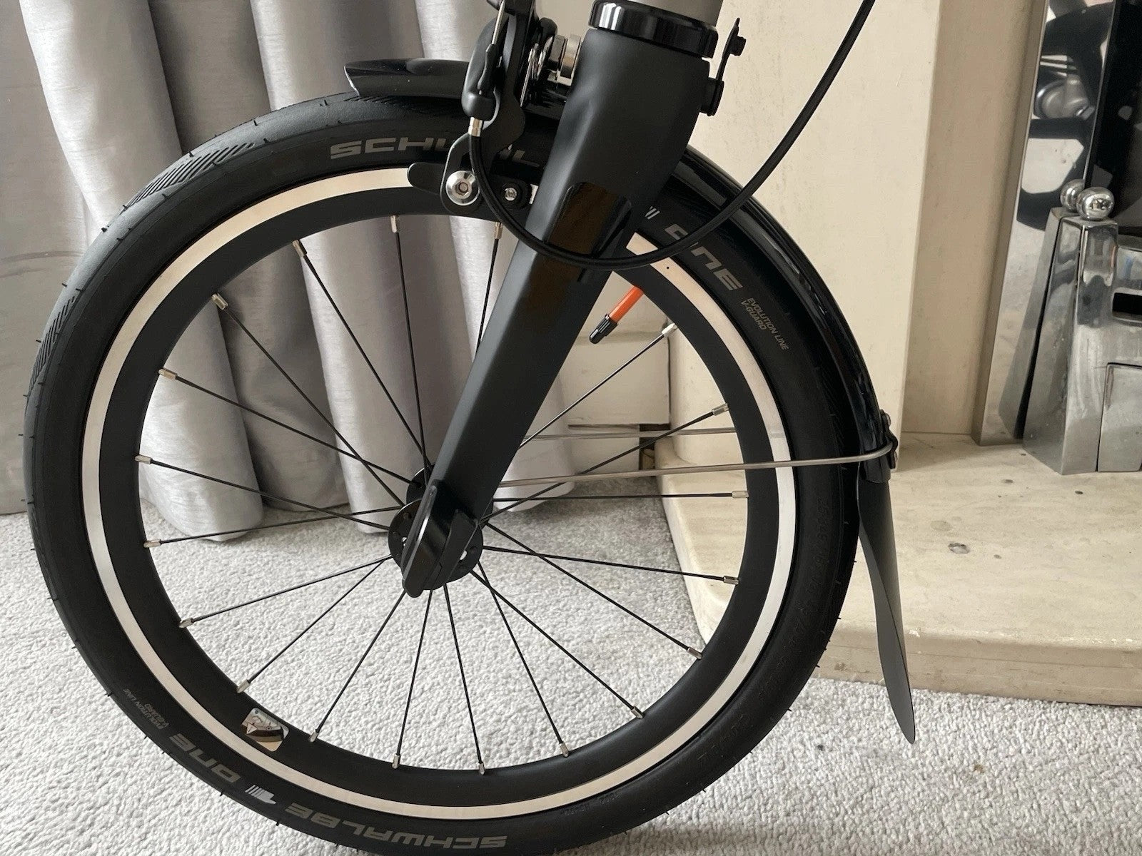 Titanium 2025 Brompton T Line M Bar 4-Speed L Brand New