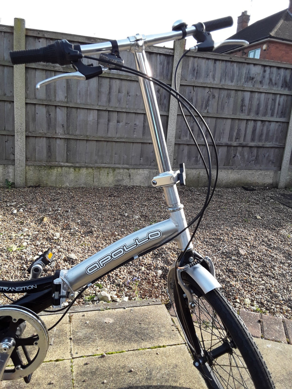 Apollo Folding Bike 20"  Aluminium Frame Speed Excellent condition