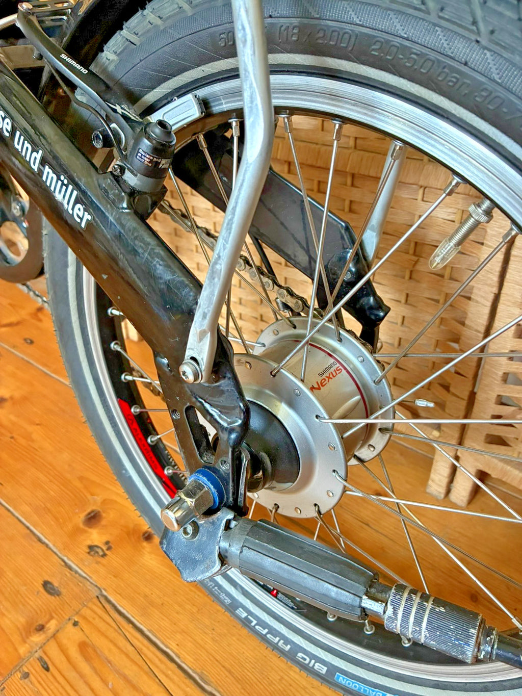 Birdy City 8 Speed Nexus Folding Bike