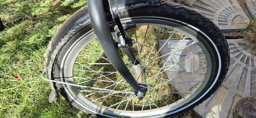 ORUS 20in Folding Bike 6-Speed Derailleur, Rear Rack, Mudguards, Grey