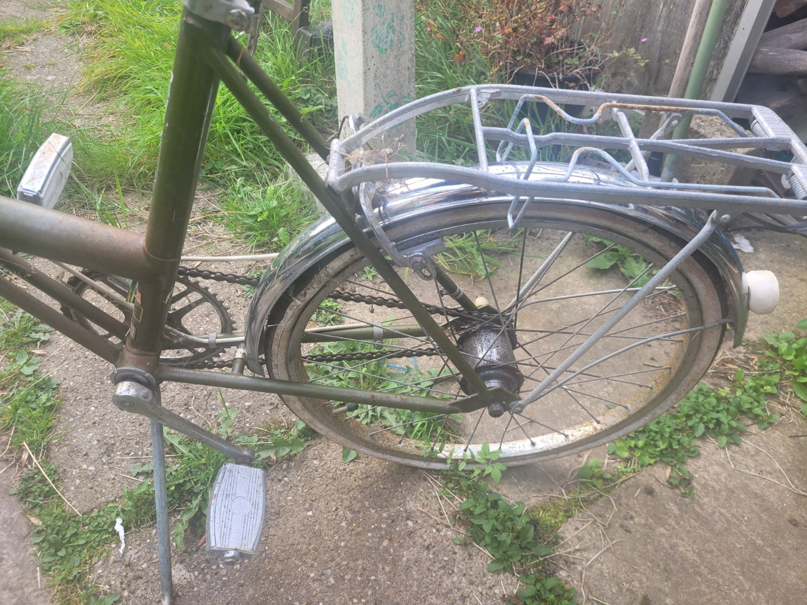 Origional Vintage Raleigh Stowaway Folding Bike