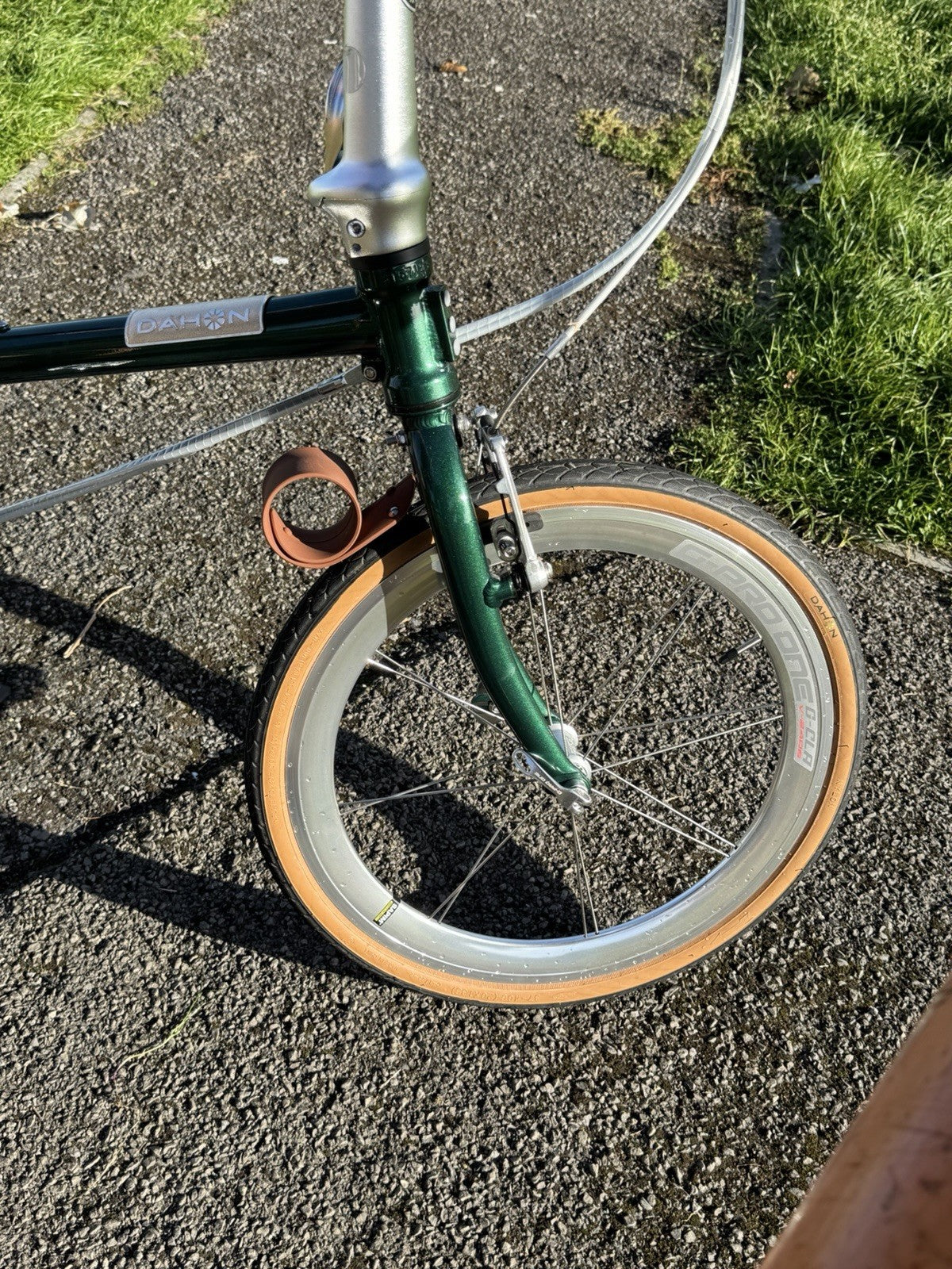 dahon boardwalk 7 speed d10 folding bike