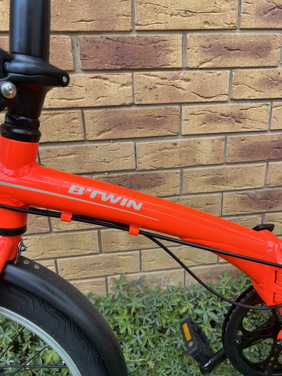 BTWIN 500 Tilt Folding Bike 20” Excellent Condition Happy to Ship