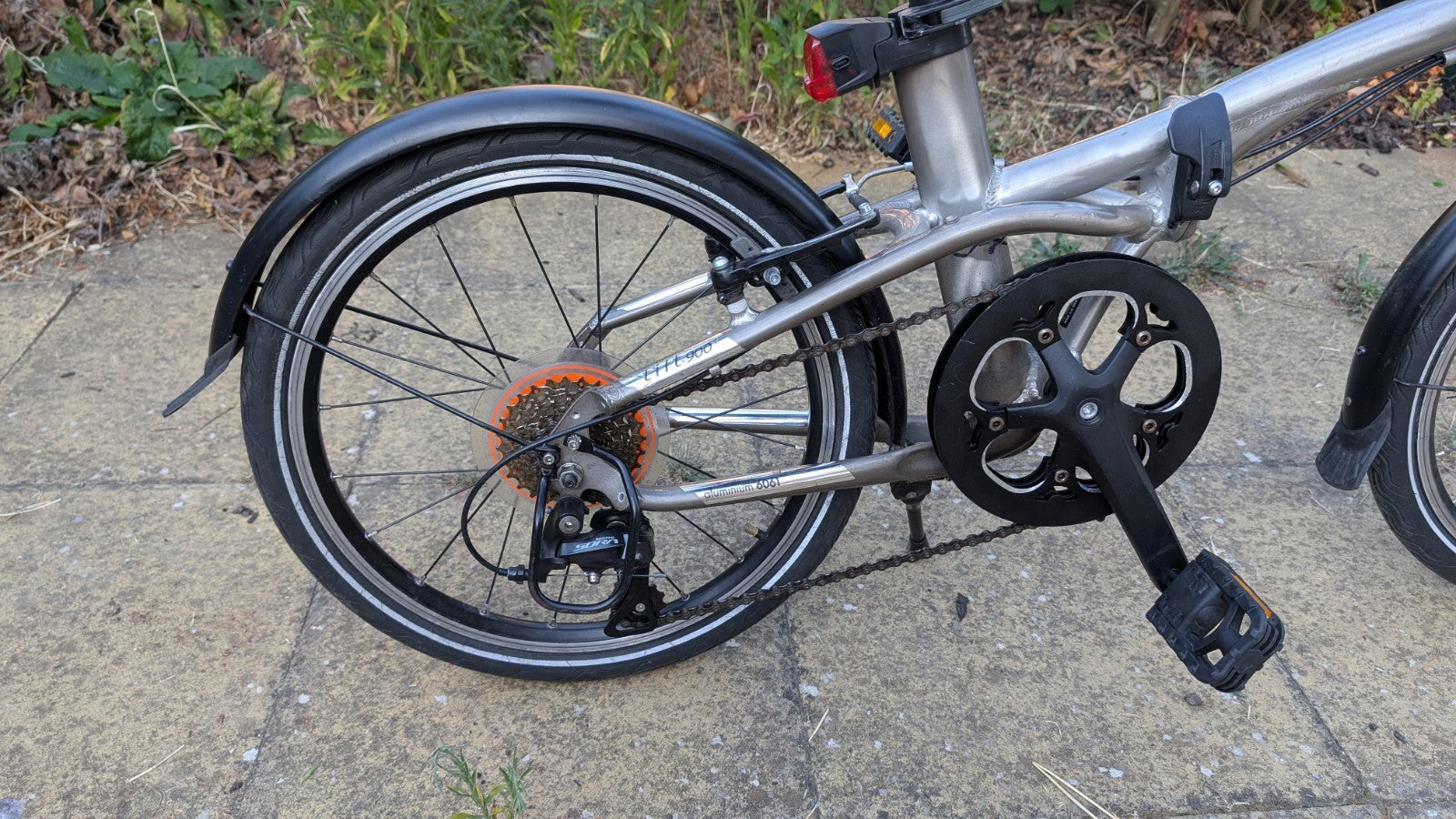 Btwin tilt 900 folding bike
