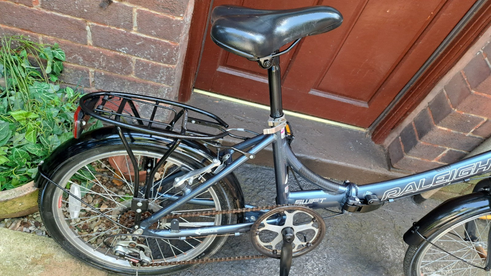 RALEIGH SWIFT FOLD UP BIKE