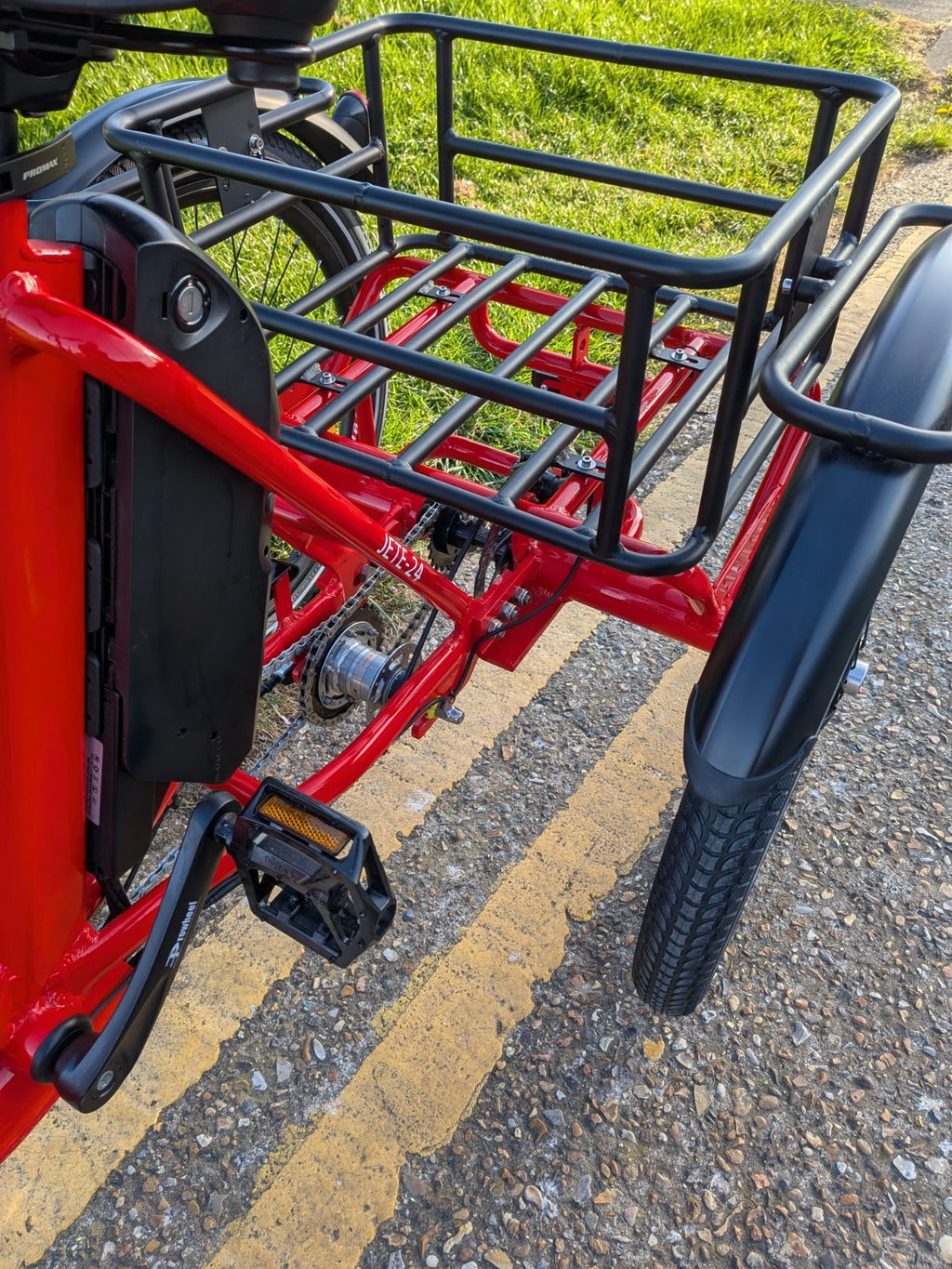 Jorvik Jet E 24 Folding Electric Tricycle, BRAND NEW!,24" WHEELS, DELIVERY POSS.