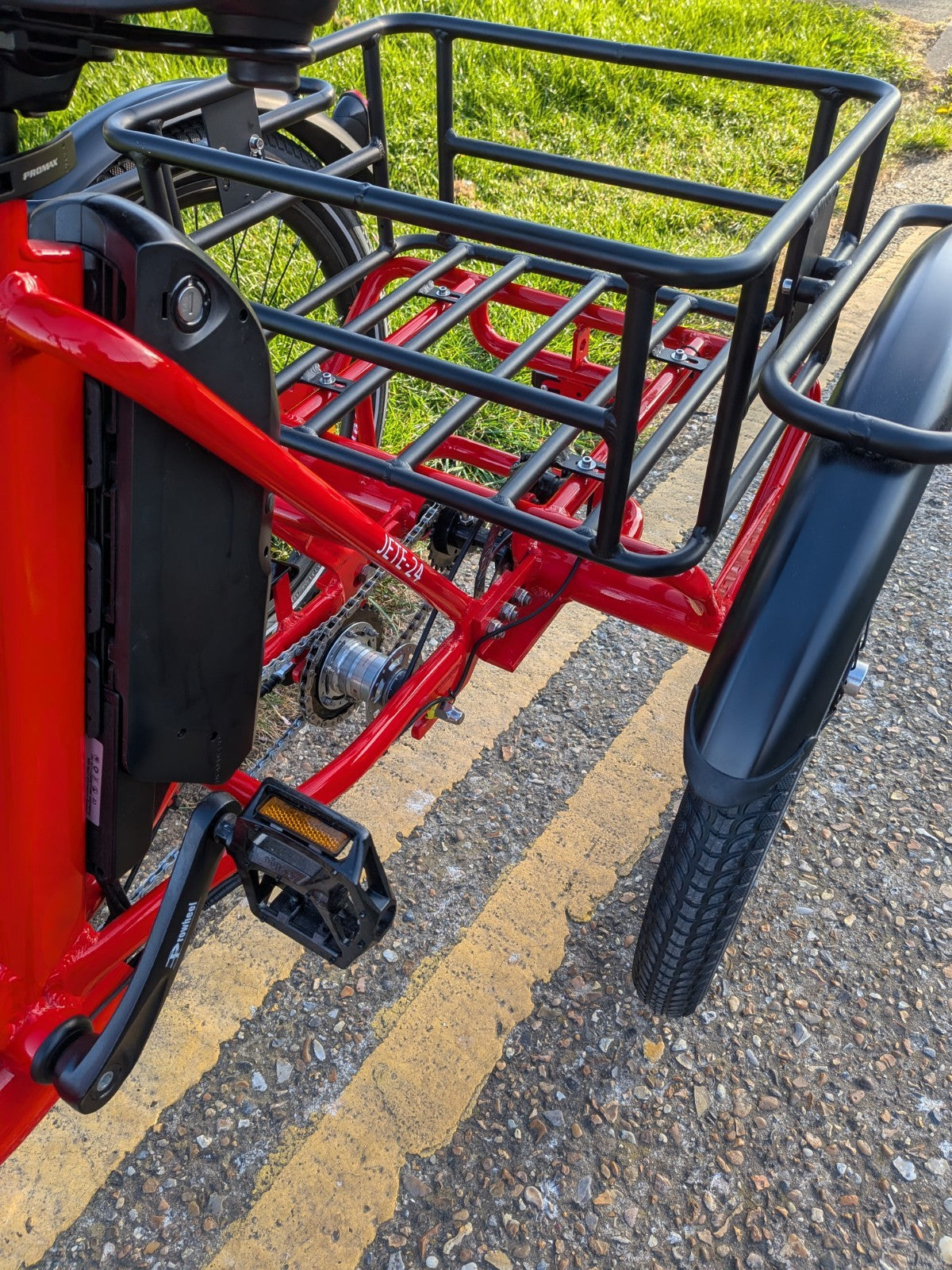 Jorvik Jet E 24 Folding Electric Tricycle, BRAND NEW!,24" WHEELS, DELIVERY POSS.
