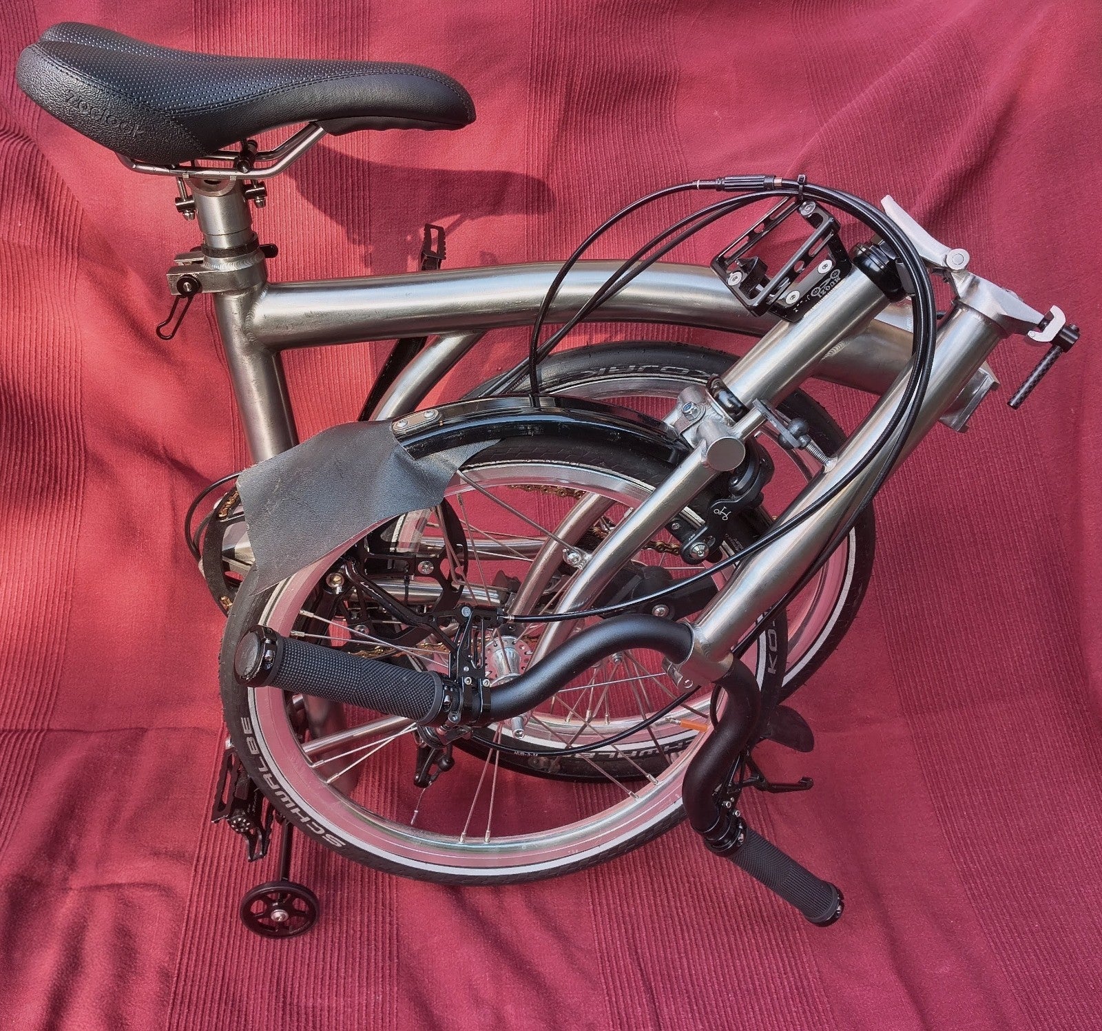 Titanium 'Brompton Style' Trifold Bike, 7.7kg, 3 Speed, Excellent Condition.