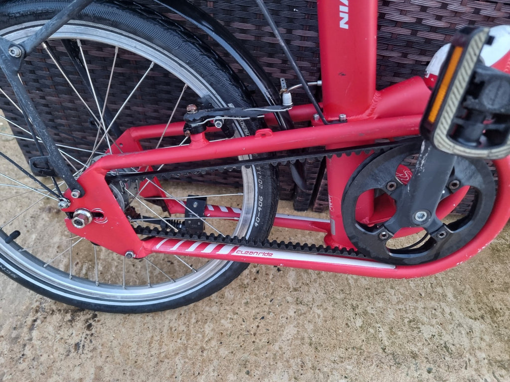 Btwin Tilt Aluminium Folding Bike Ideal Motorhome Car Commuting